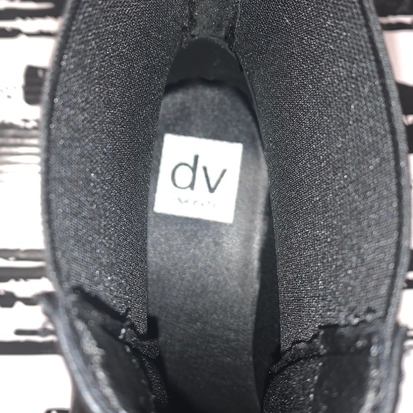 DV by Dolce Vita Women’s Lobera Chelsea Boot - Picture 13 of 16